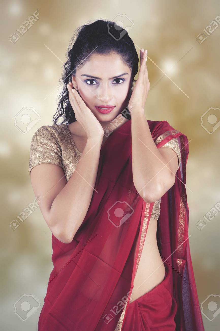 saree wearing woman