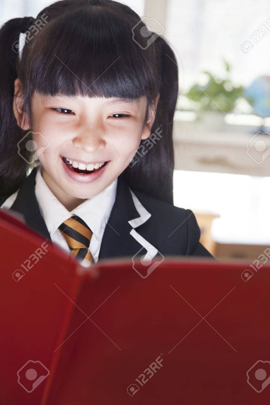 女子高生 顔アップ 