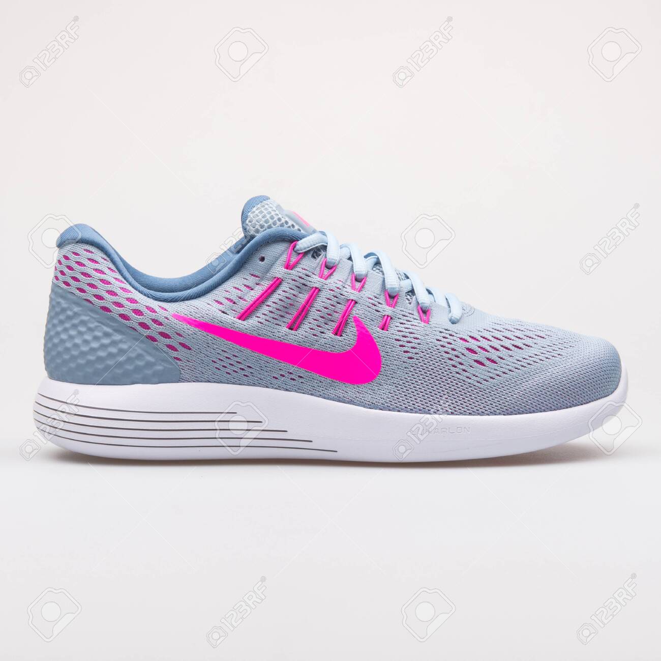 nike lunarglide 8 grey