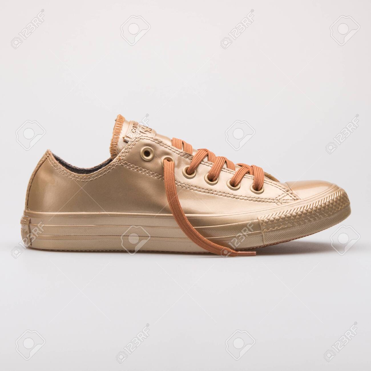 chuck taylor all star gold