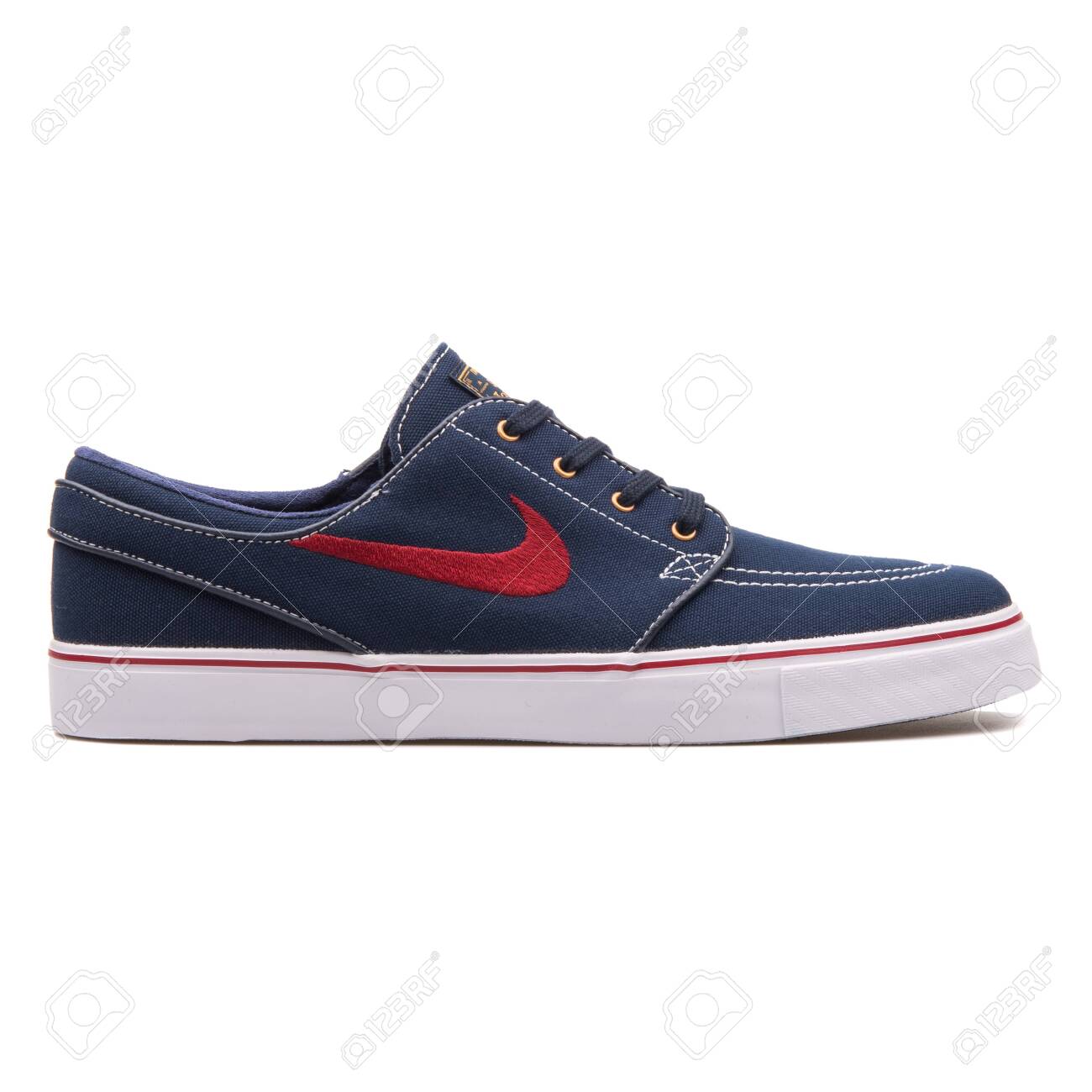 stefan janoski 2017