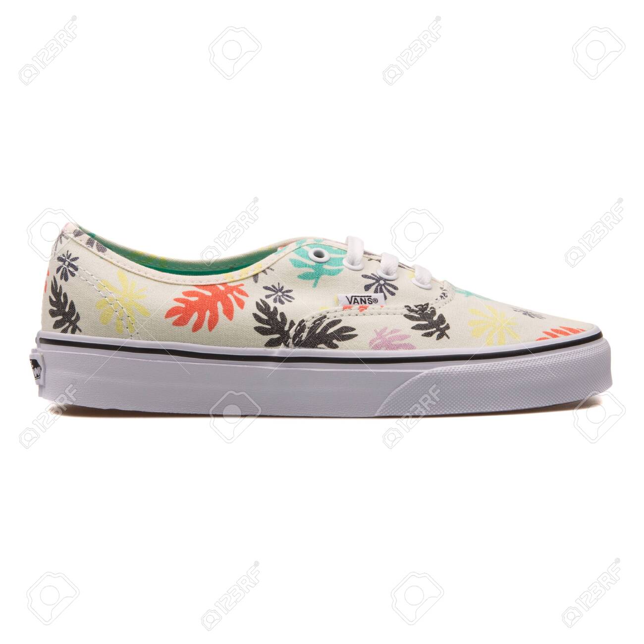 vans authentic 2017