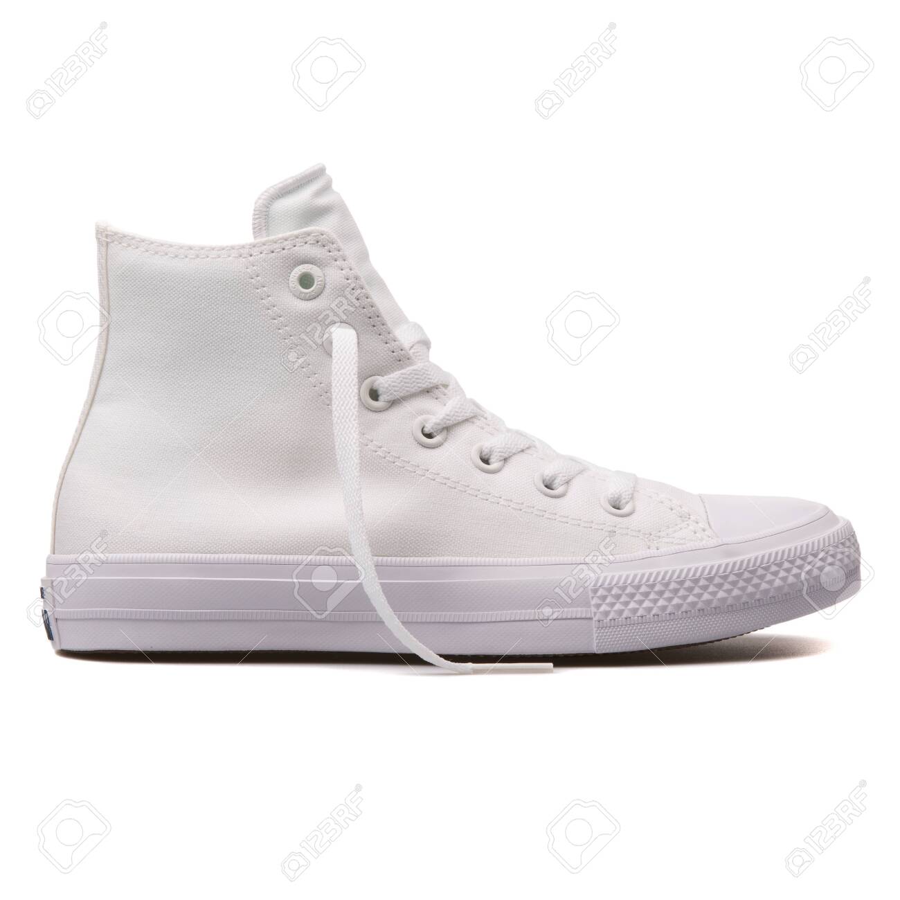 converse white monochrome 2017