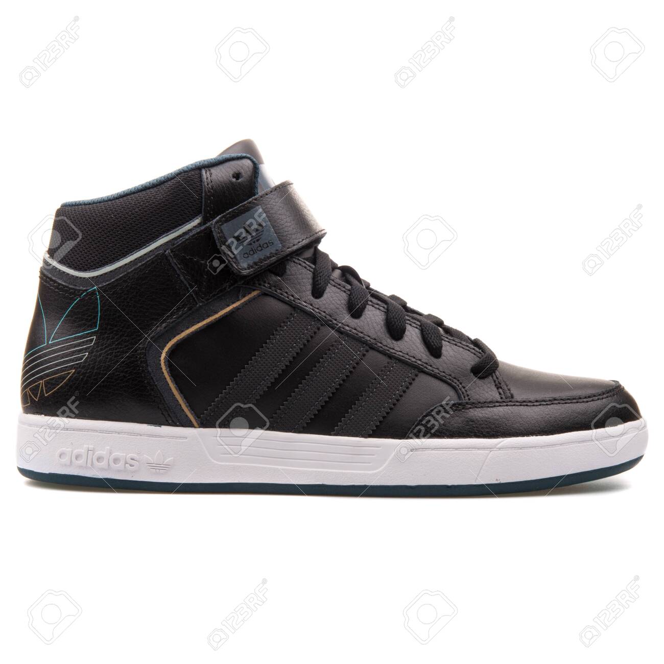 varial mid adidas