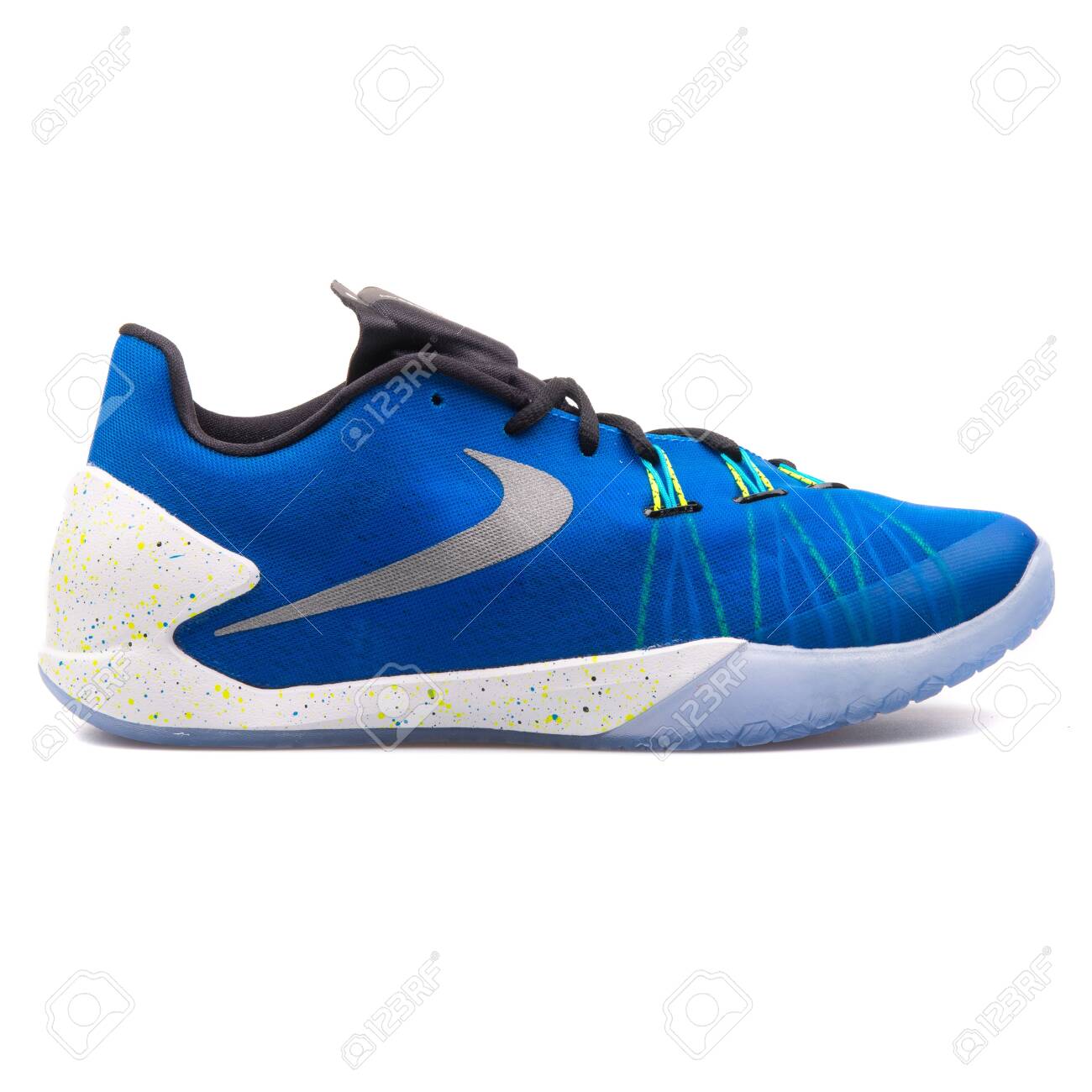nike hyperchase premium