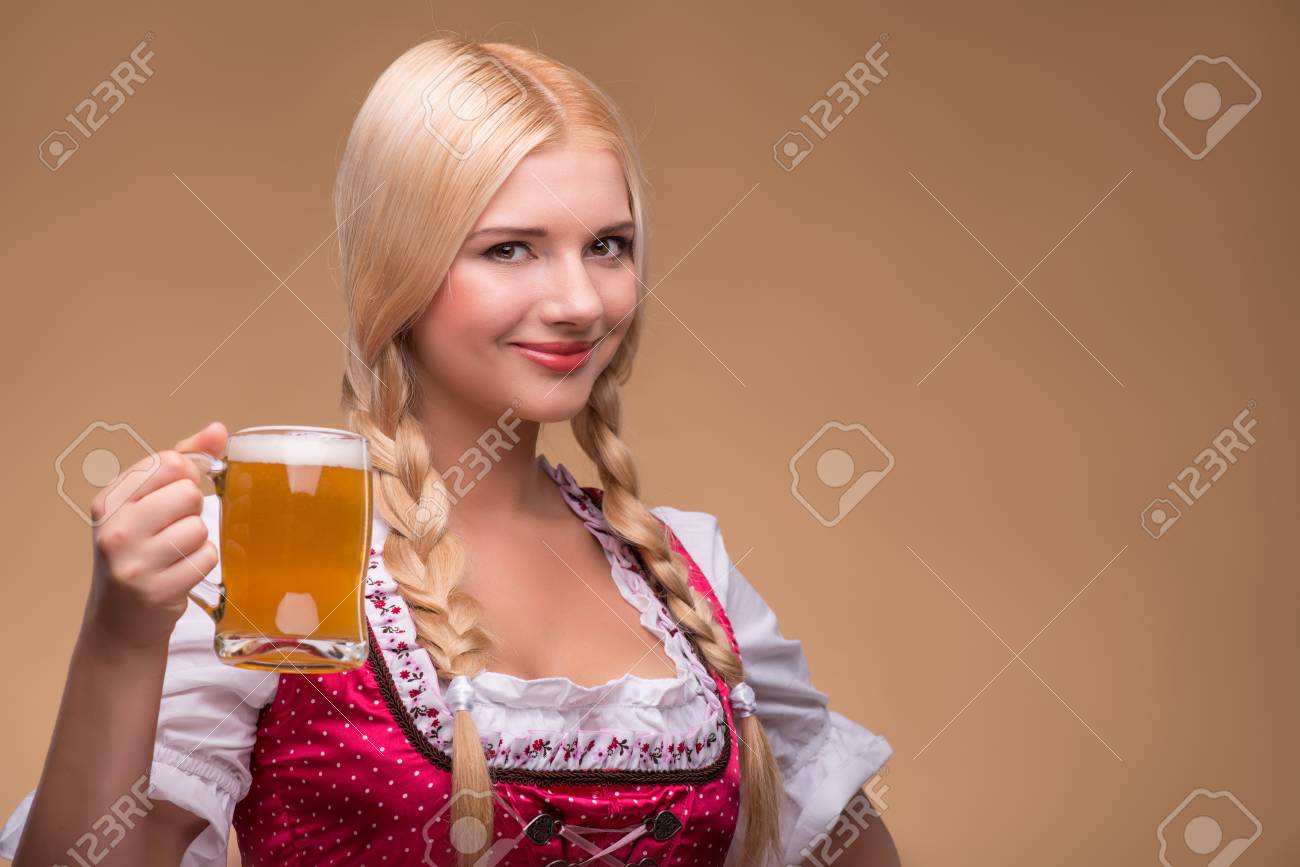 sexy-dirndl-free-pics