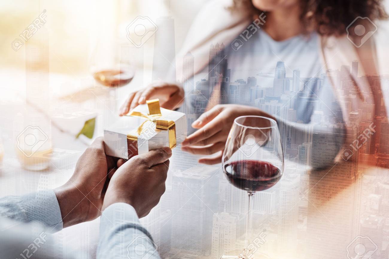 little present for girlfriend