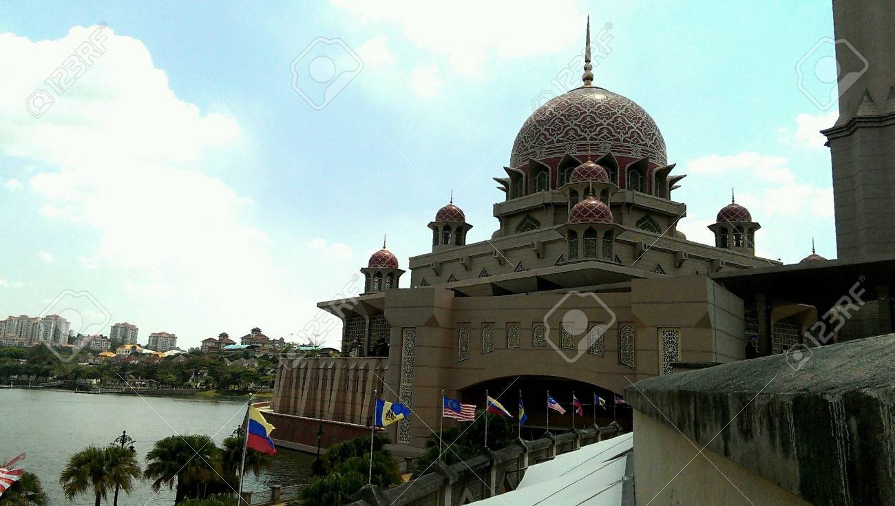 etiam-dictum-ipsum-a-felis