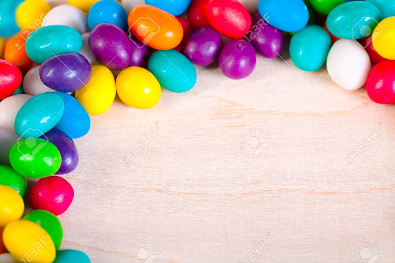 砂糖菓子のカラフルなお菓子からフレーム お菓子の背景から 色のお菓子をクローズ アップ の写真素材 画像素材 Image 砂糖菓子のカラフルなお菓子からフレーム お菓子の背景から 色のお菓子をクローズ アップ の写真素材 画像素材 Image