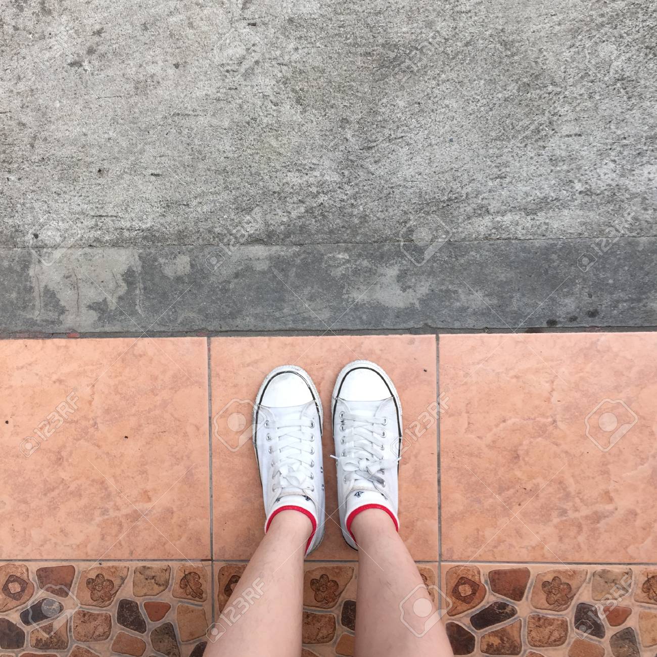 shoes for walking on concrete