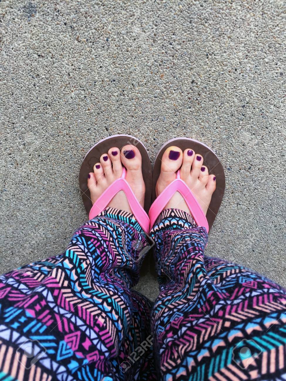 girls pink sandals