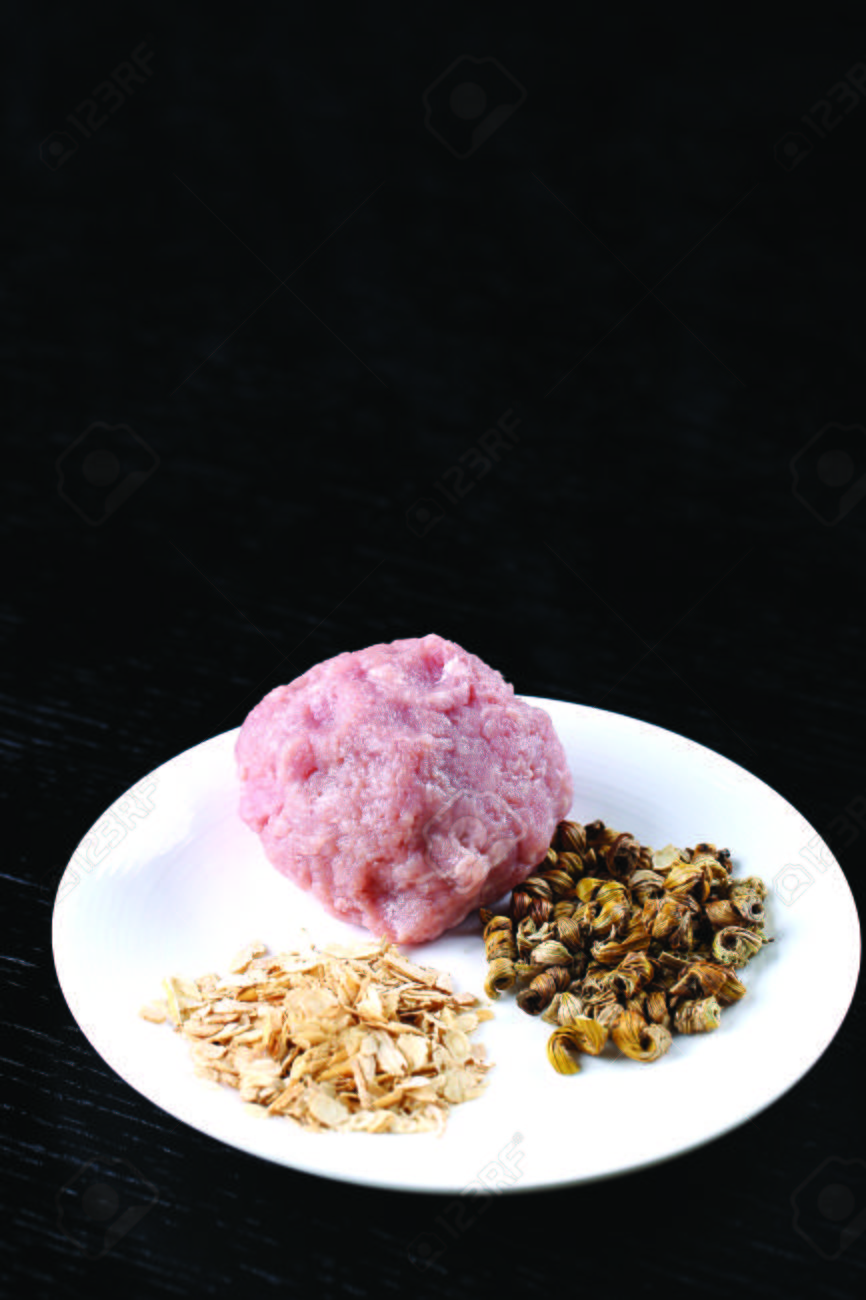 デンドロビウム 高麗人参 ミートボール の写真素材 画像素材 Image