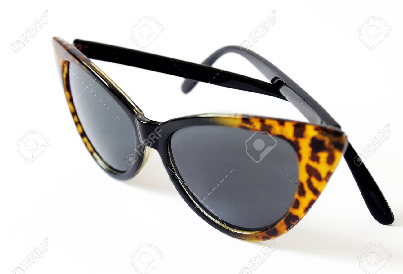 dark sunglasses womens