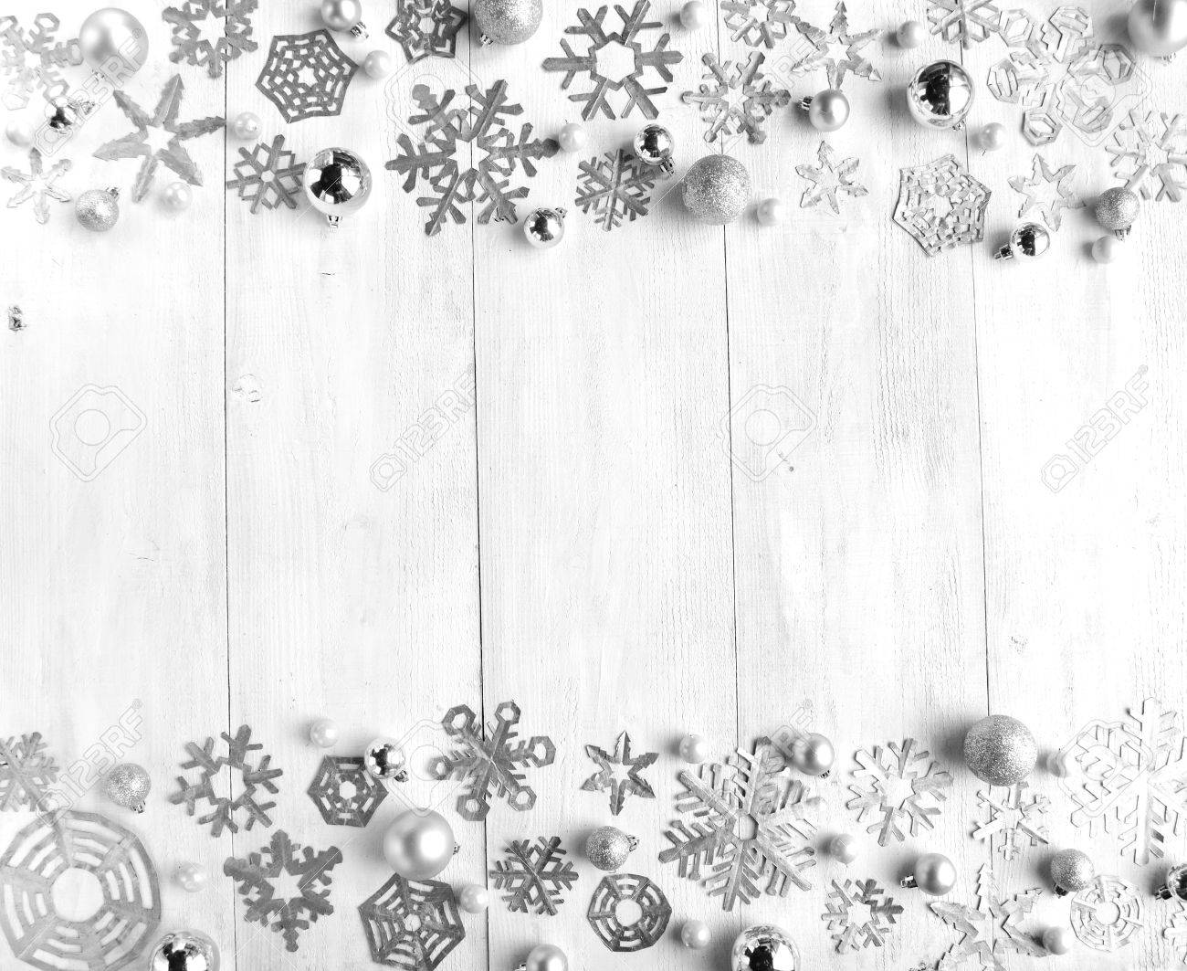 Ritaglio Di Carta Di Fiocchi Di Neve Dargento