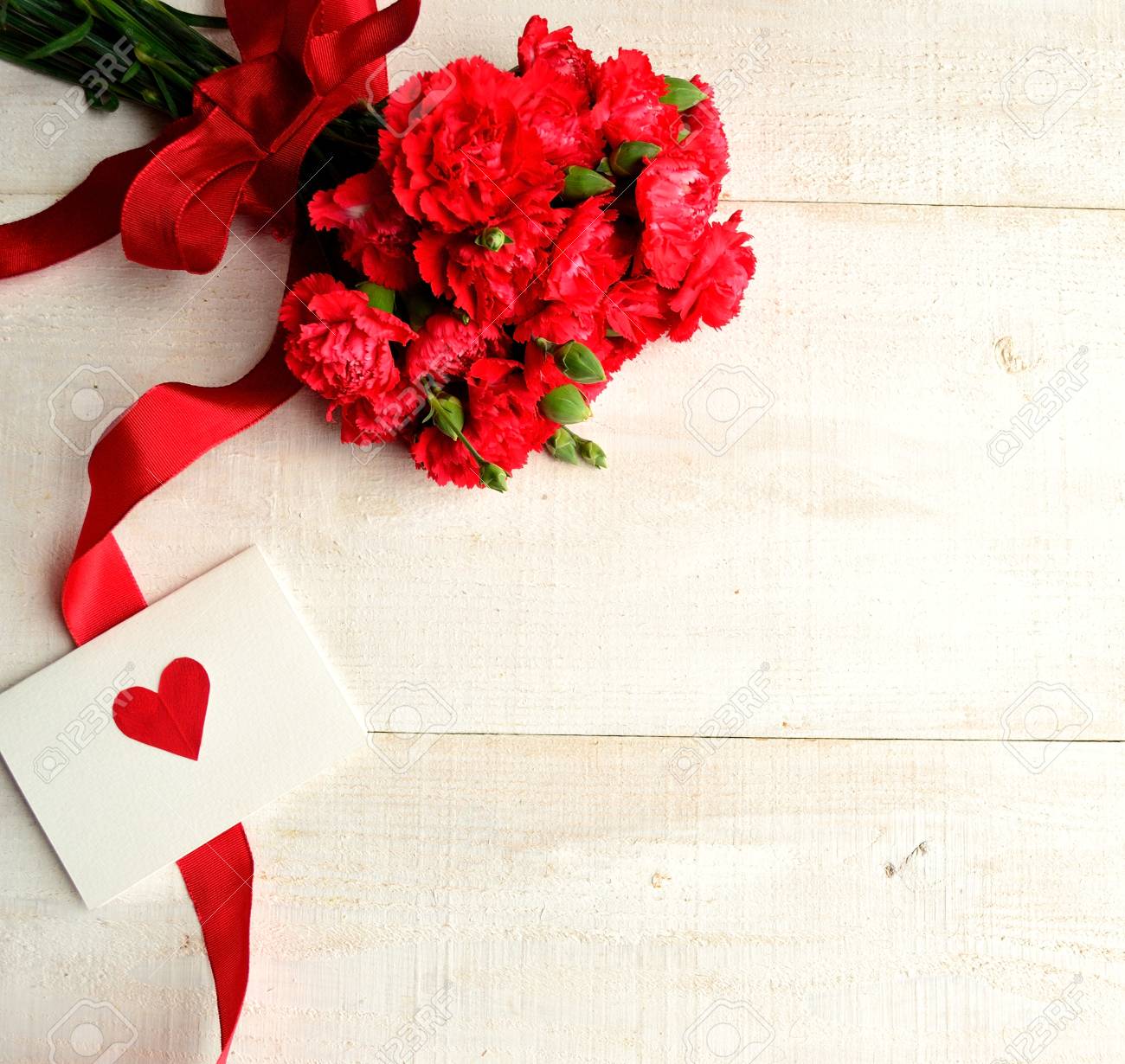 red carnations bouquet with