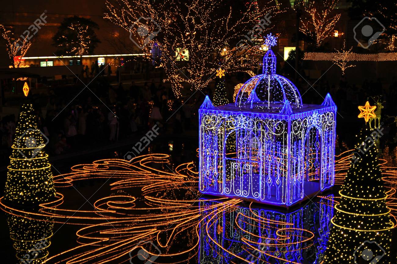 クリスマス イルミネーション の写真素材 画像素材 Image