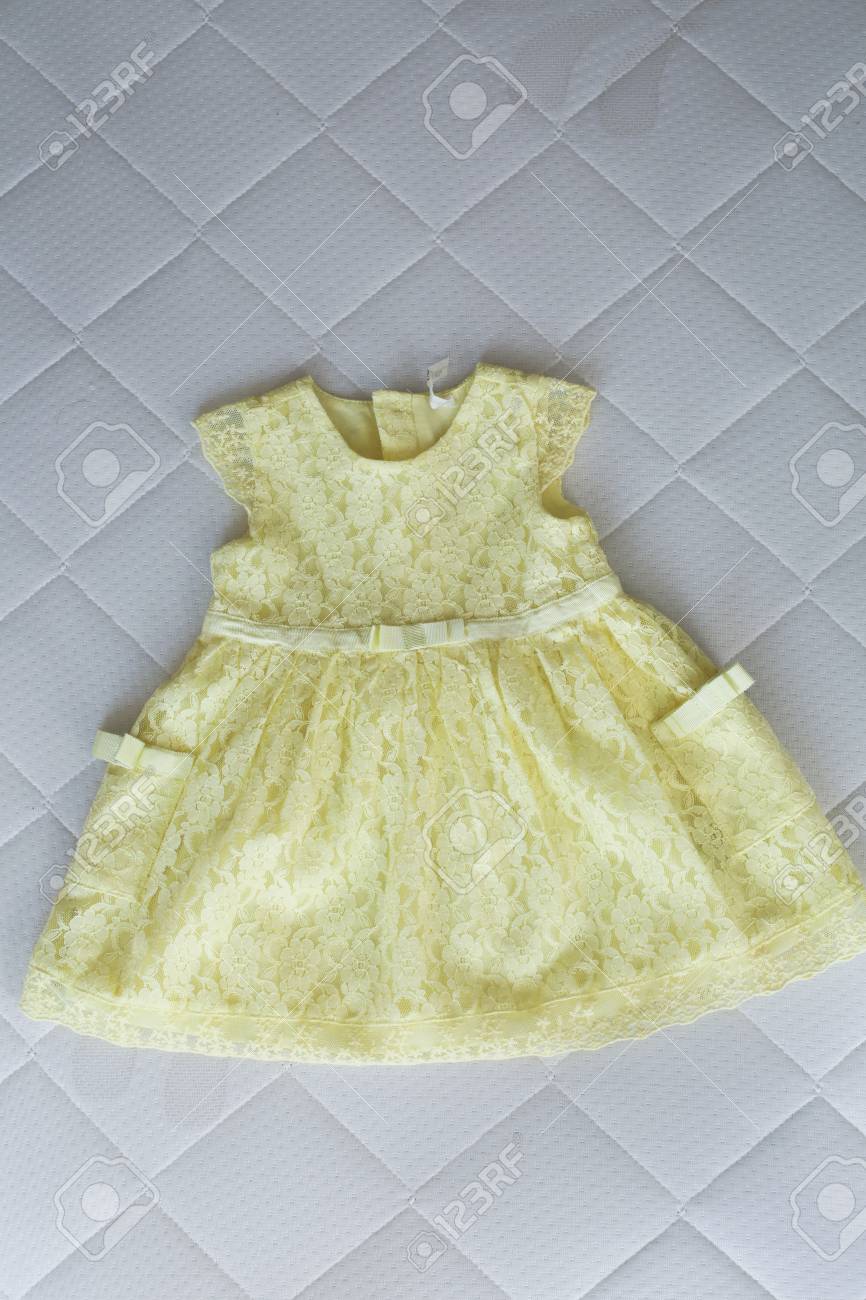 Kleid Gelb Baby