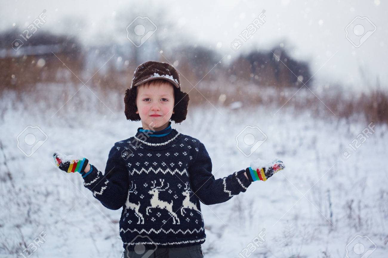 sweater snow