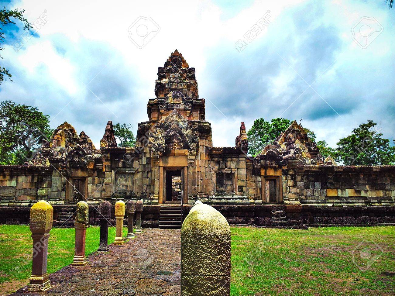 etiam-dictum-ipsum-a-felis