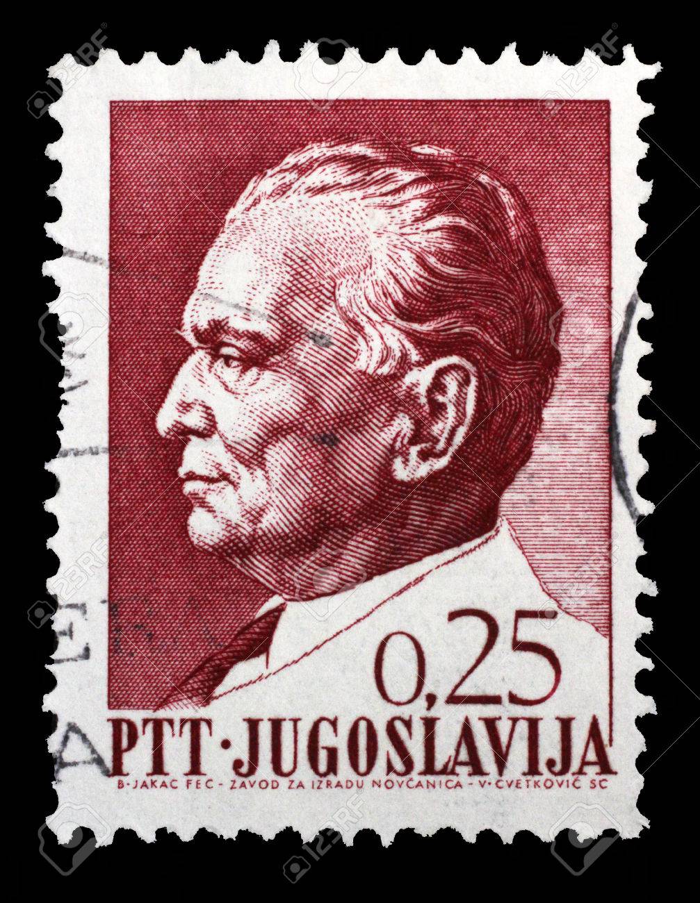 ユーゴスラビアで印刷スタンプ シリーズ 1967 年大統領ヨシップ ブロズ チトーの 75 歳の誕生日からのユーゴスラビア大統領ヨシップ ブロズ チトーの肖像画を示しています の写真素材 画像素材 Image