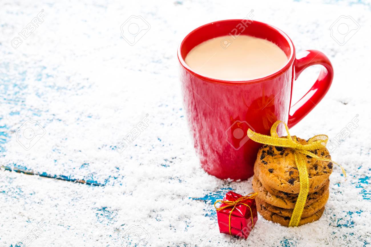 Tazze Di Natale.Immagini Stock Sfondo Di Vacanze Di Natale Con Una Tazza Di Caffe Image 67880735