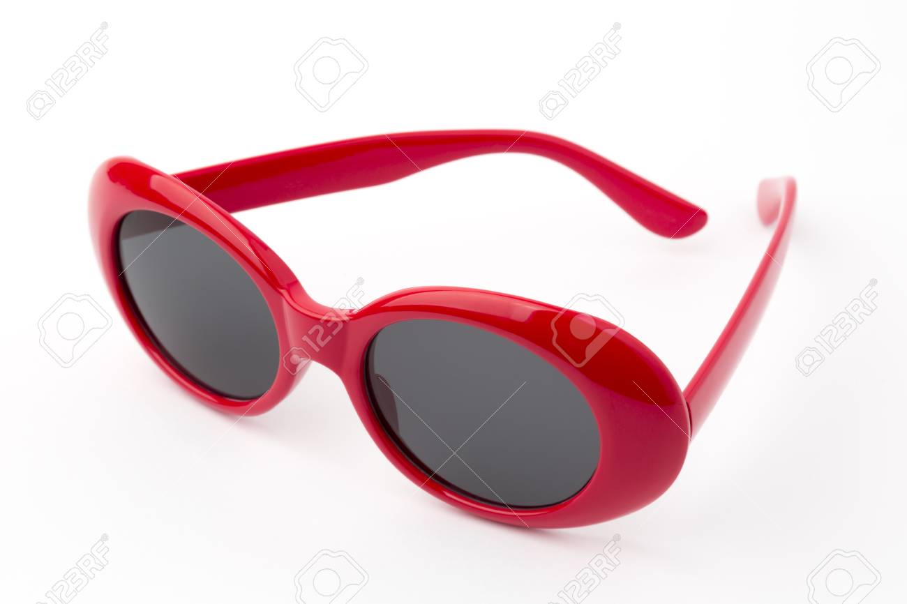 white round vintage sunglasses