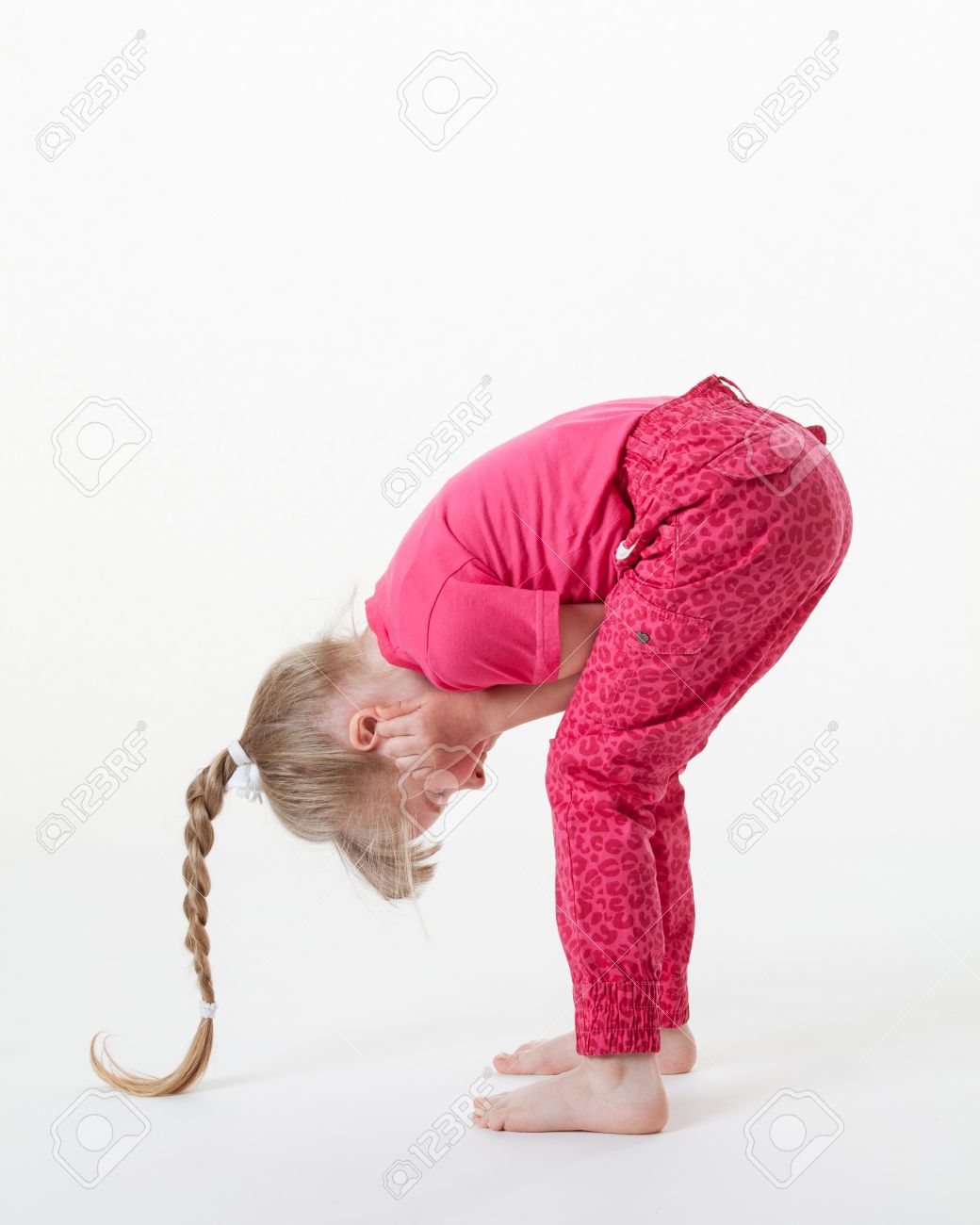 уши у девочек 