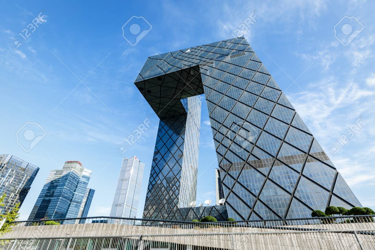 9 月 19 日 中国 北京 15 China 中央テレビ Cctv 本部ビルの風景中国中央テレビ建物は 234 M の高層ビル Cctv は中国の国営テレビ局 の写真素材 画像素材 Image