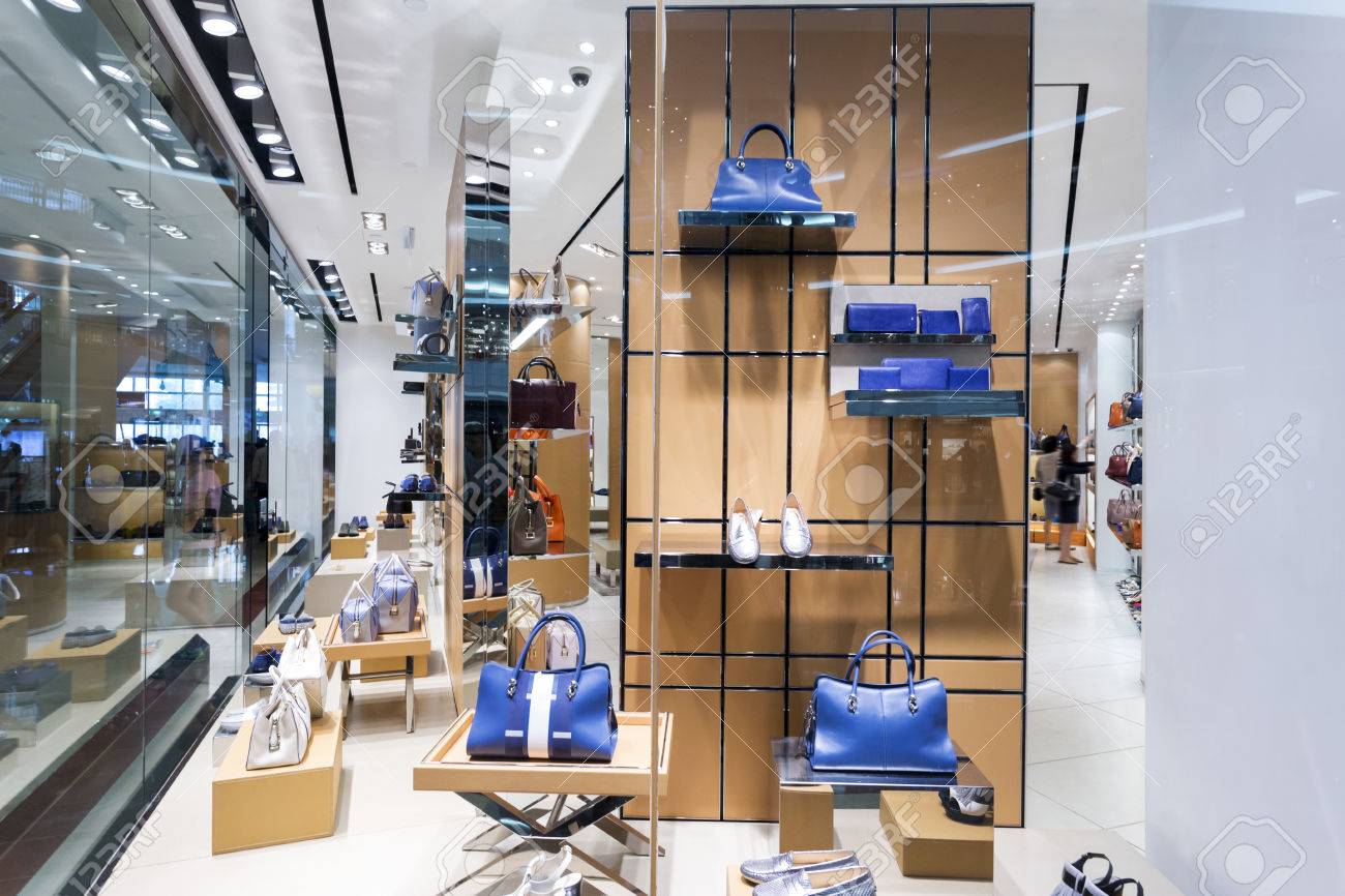 Handtasche Einzelhandel Fasion Geschaft Und Schaufenster Lizenzfreie Fotos Bilder Und Stock Fotografie Image 35014372