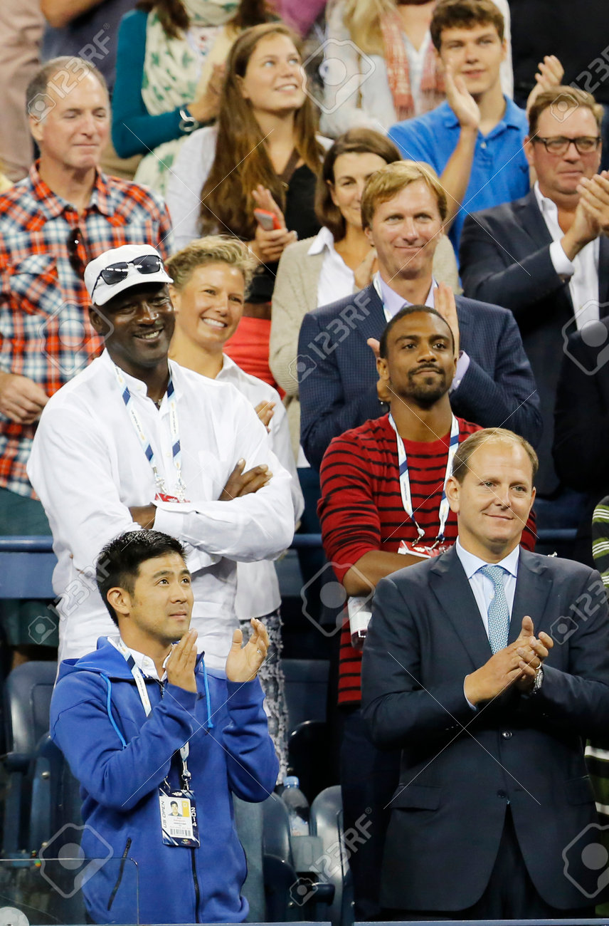 Terraplén Caballero Efectivamente NEW YORK - AUGUST 26: Michael Jordan Attends First Round Match.. Stock Photo, Picture And Royalty Free Image. Image 32535611. Terraplén Caballero Efectivamente NEW YORK - AUGUST 26: Michael Jordan Attends First Round Match.. Stock Photo, Picture And Royalty Free Image. Image 32535611.
