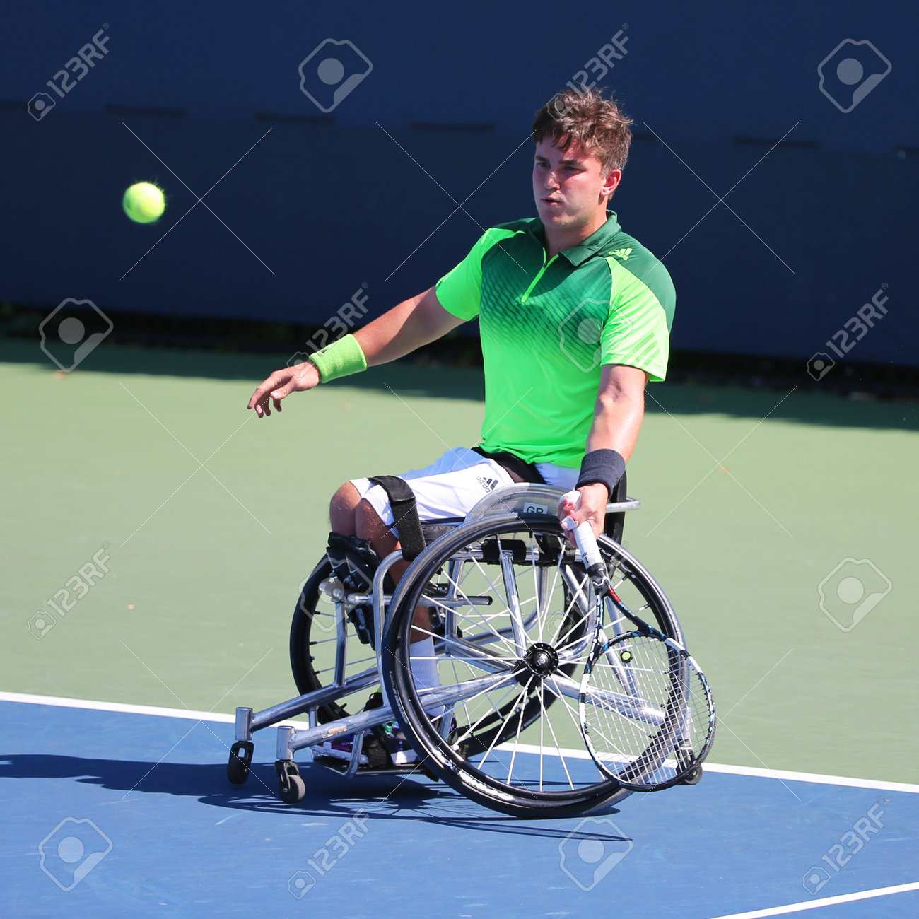 ニューヨーク 14 年 9 月 4 日 テニス プレーヤー イギリスから Gordon Reid ビリー ビリージーンキングナショナル テニス センター ニューヨークで米国オープン 14年車いすシングルスの試合中に の写真素材 画像素材 Image