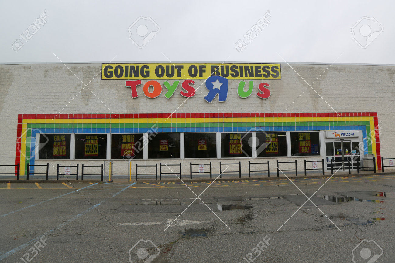 toys r us brooklyn