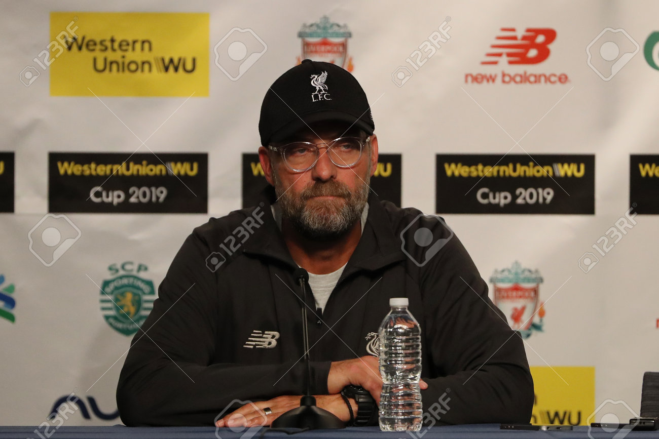 new balance liverpool managers cap