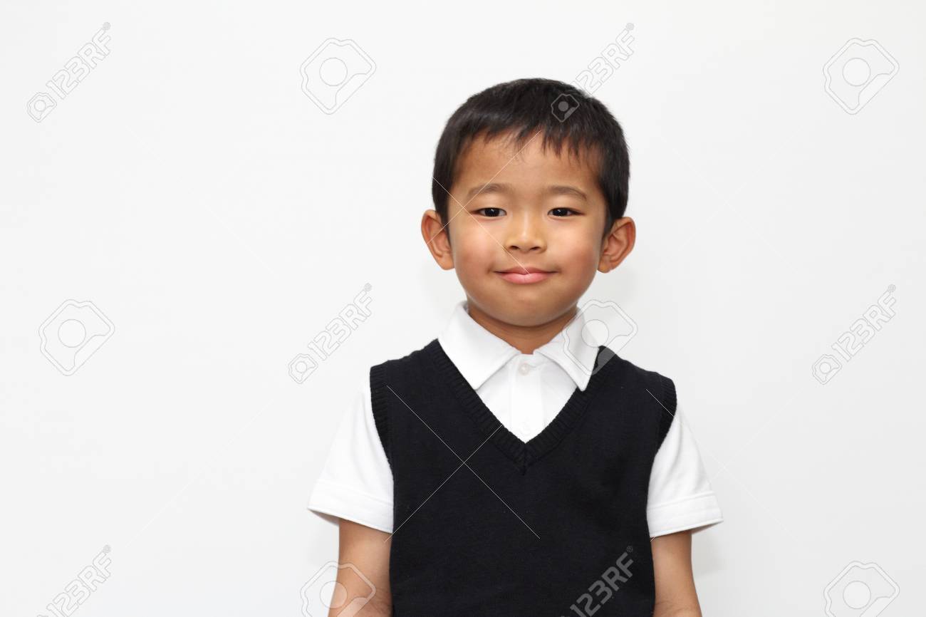 日本男児の正装 5 歳 で の写真素材 画像素材 Image