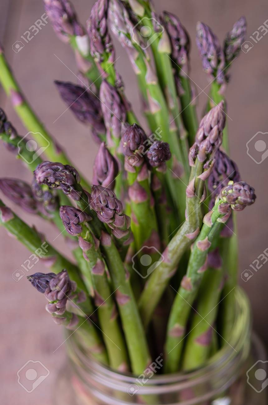 Glasbild Frischer Spargel