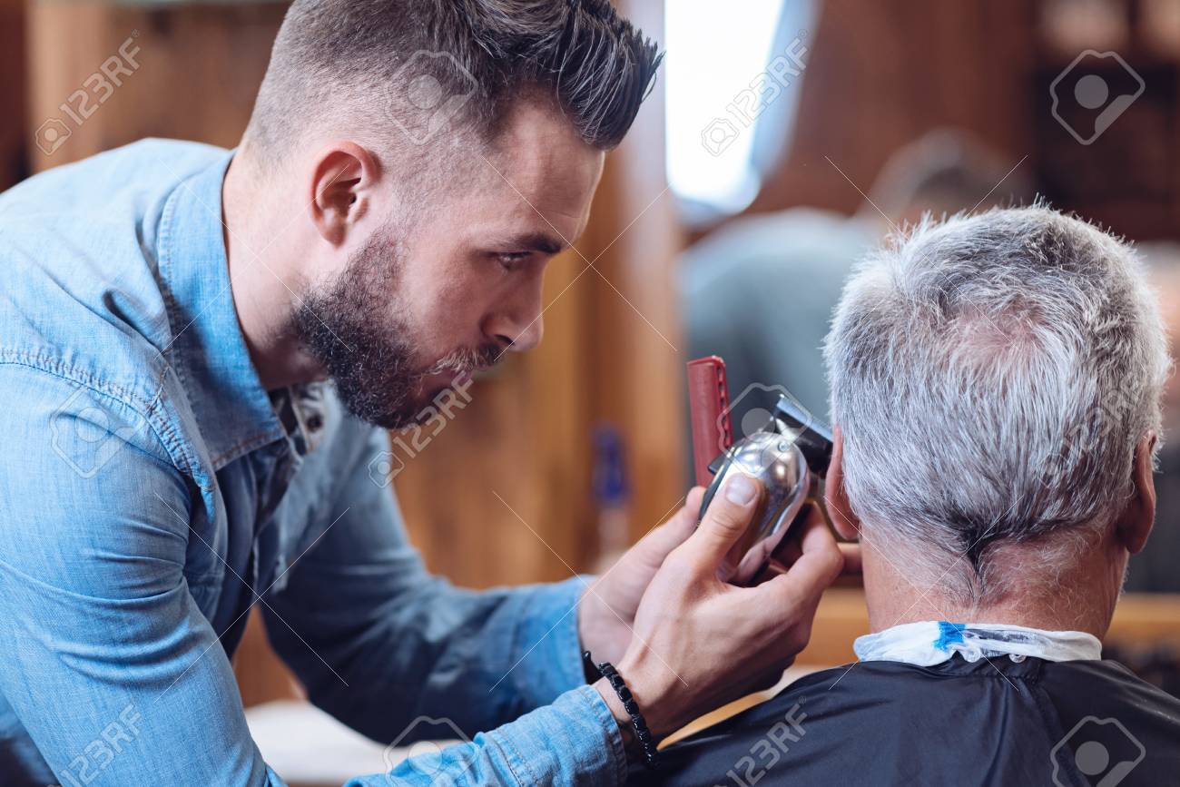 male hair cutting machine