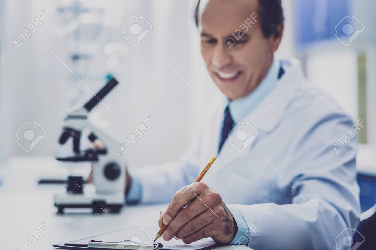 monthly report experienced professional