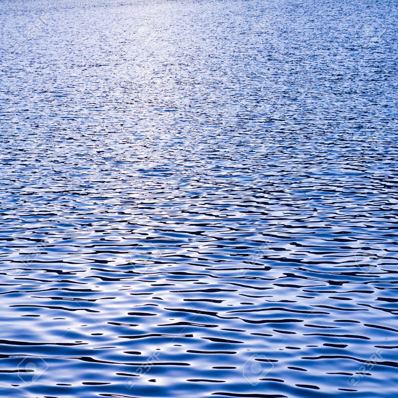 川面