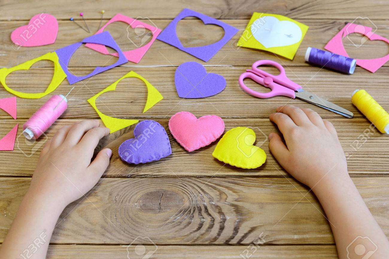 manualidades de fieltro para san valentin