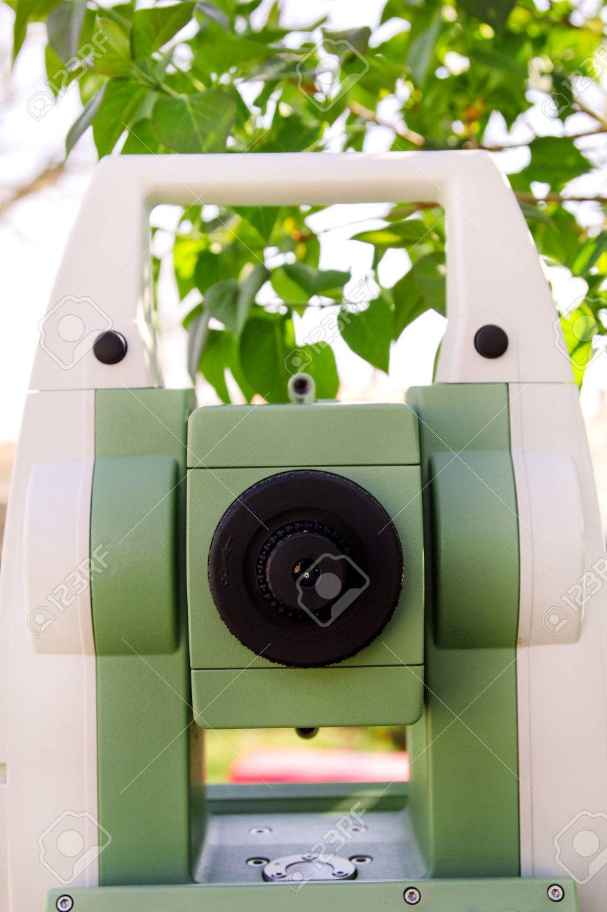 part of total station instruments telescope focusing ring survey survey instrument