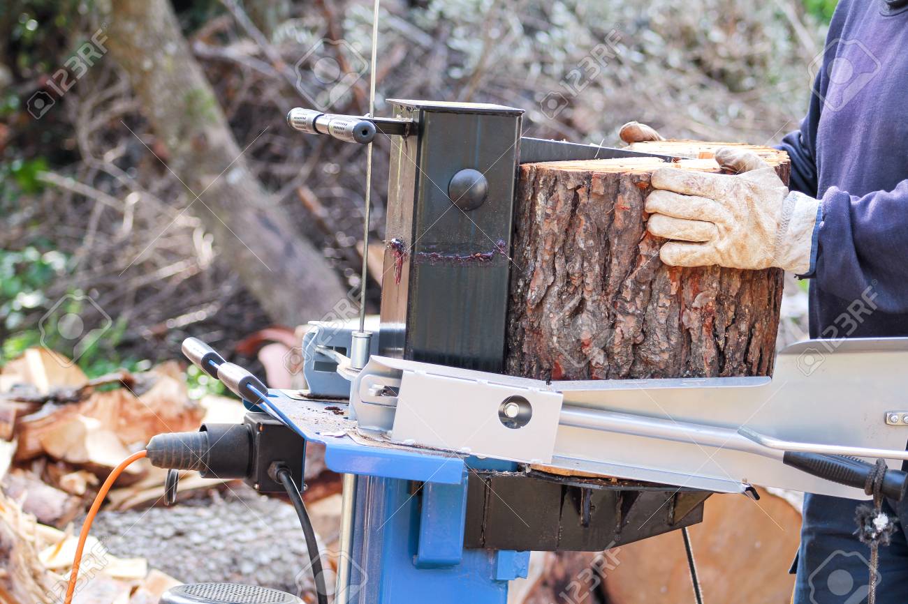 saw cutting wood for