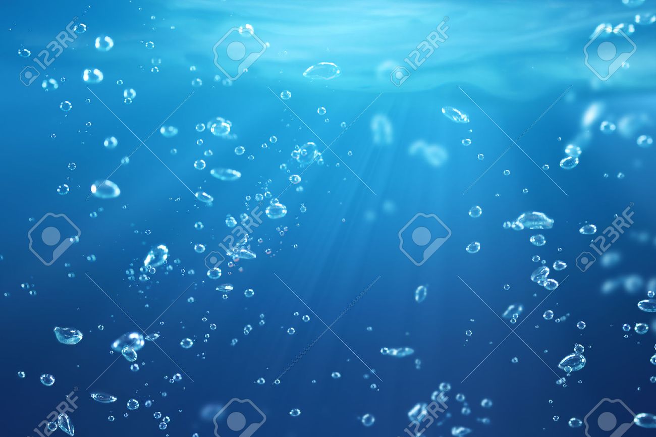 Bolhas De Ar Debaixo D Agua Fundo De Natureza Fotos Retratos Imagenes Y Fotografia De Archivo Libres De Derecho Image